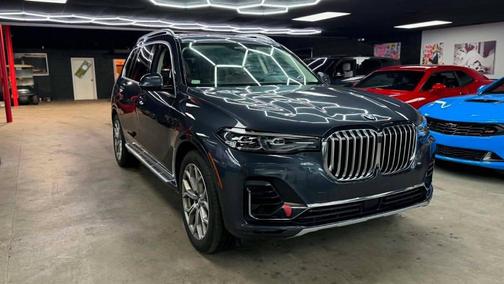 Arctic Gray Metallic 2019 BMW X7 xDrive50i