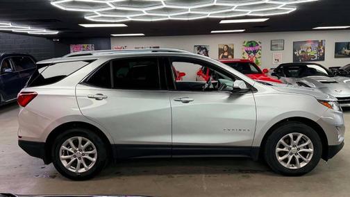 Silver Ice Metallic 2019 Chevrolet Equinox 1LT