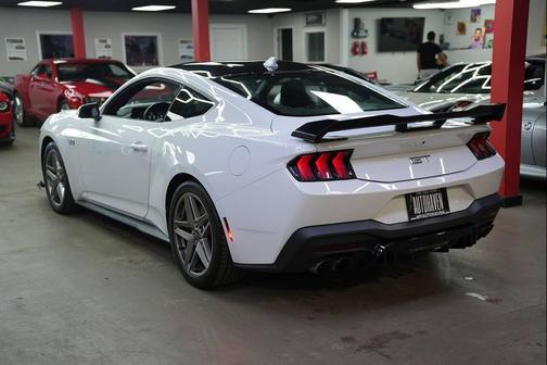 Oxford White 2024 Ford Mustang GT Premium