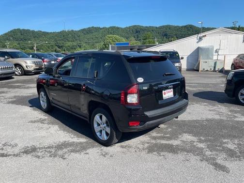 2017 Jeep Compass Sport