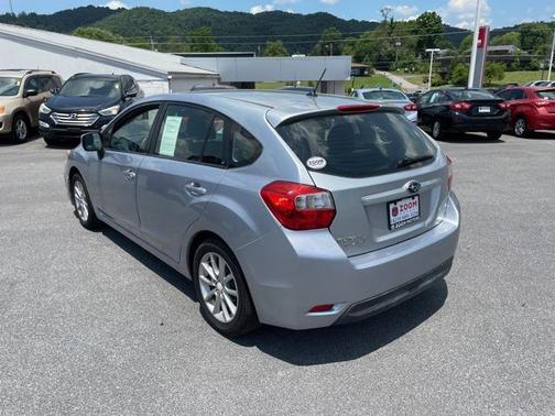 2012 Subaru Impreza 2.0i Premium