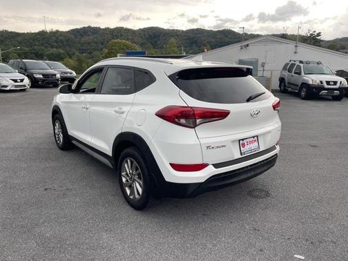 2017 Hyundai TUCSON SE Plus