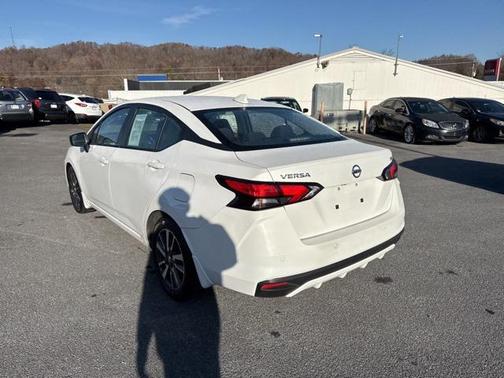 2022 Nissan Versa 1.6 SV