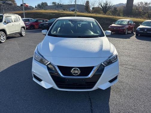 2022 Nissan Versa 1.6 SV