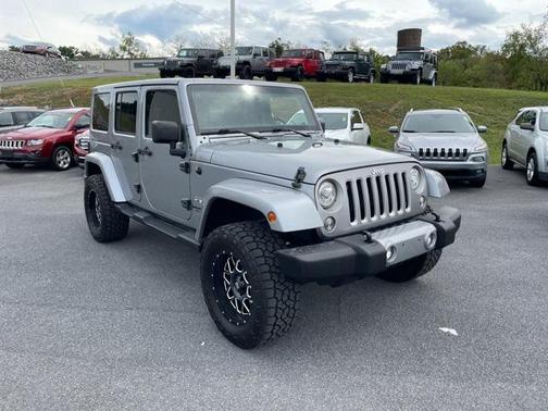 2017 Jeep Wrangler Unlimited Sahara