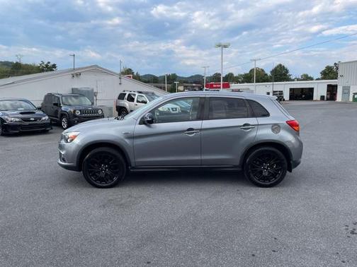 2017 Mitsubishi Outlander Sport 2.0 LE