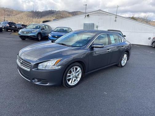 2010 Nissan Maxima SV