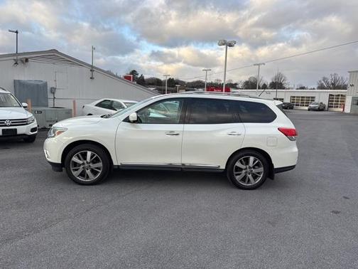 2016 Nissan Pathfinder Platinum