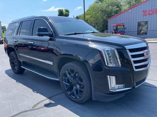 2019 Cadillac Escalade Luxury