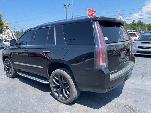 2019 Cadillac Escalade Luxury