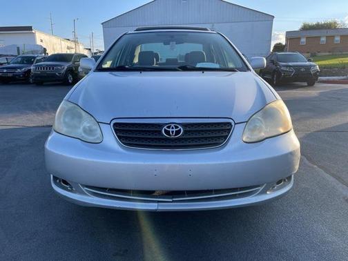 2005 Toyota Corolla LE