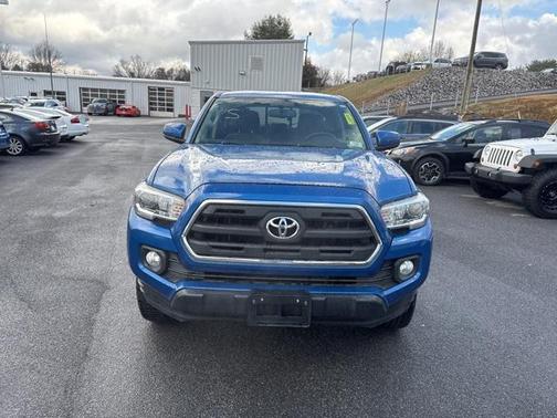 2017 Toyota Tacoma SR5