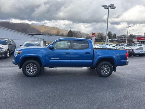 2017 Toyota Tacoma SR5
