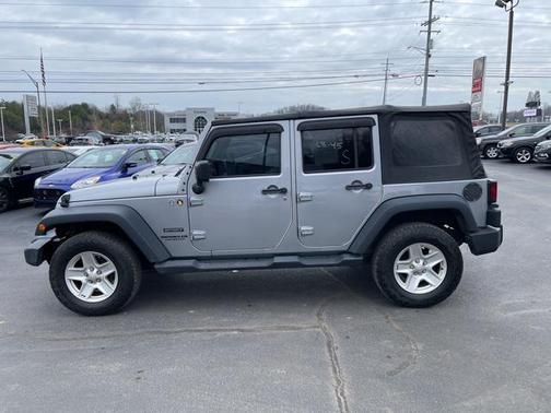 2015 Jeep Wrangler Unlimited Sport