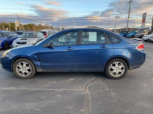 2009 Ford Focus SES