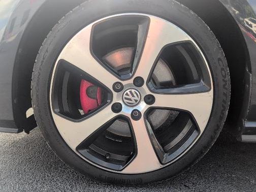 2016 Volkswagen Golf GTI 2.0T S 4-Door