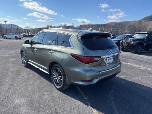 2017 INFINITI QX60 Base