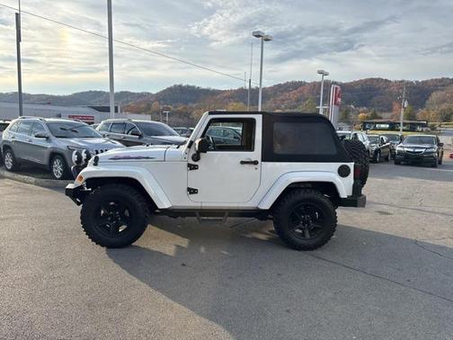 2014 Jeep Wrangler Sahara