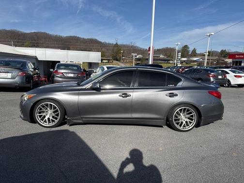 2014 INFINITI Q50 Premium