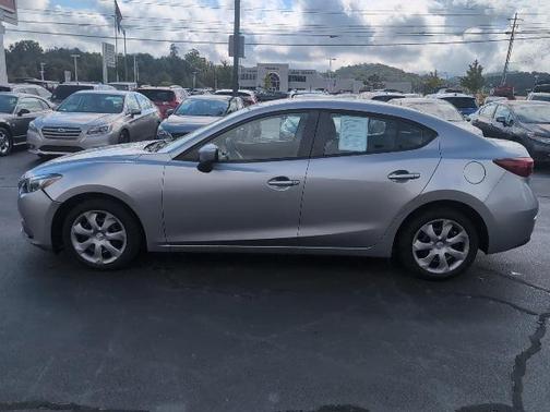 2016 Mazda Mazda3 i Sport
