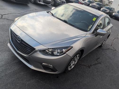 2016 Mazda Mazda3 i Sport