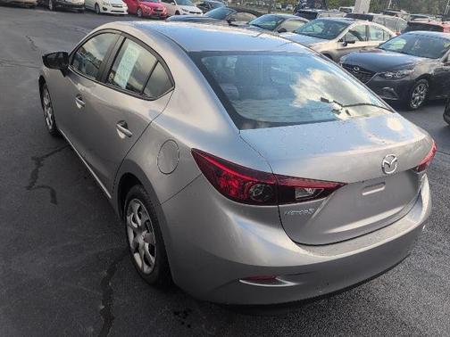 2016 Mazda Mazda3 i Sport