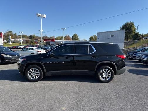 2018 Chevrolet Traverse LT Cloth
