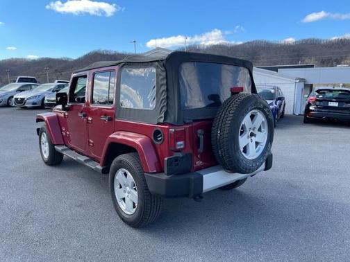 2011 Jeep Wrangler Unlimited Sahara