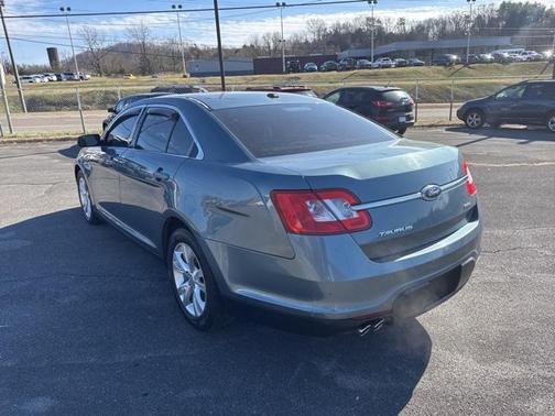 2010 Ford Taurus SEL