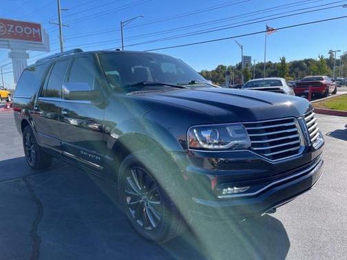 2015 Lincoln Navigator Base