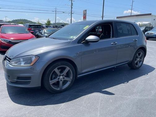 2016 Volkswagen Golf TSI S 4-Door