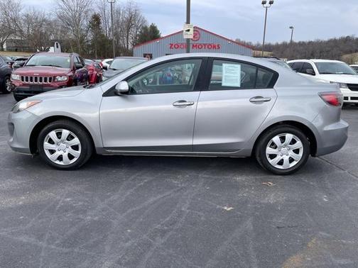 2013 Mazda Mazda3 i SV