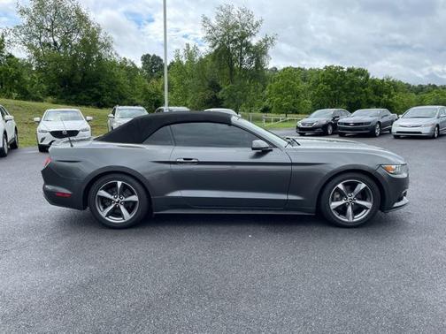 2015 Ford Mustang V6