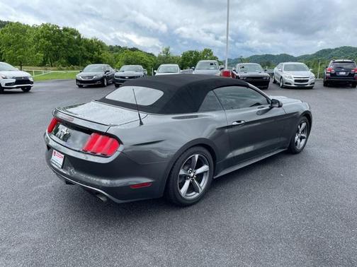 2015 Ford Mustang V6