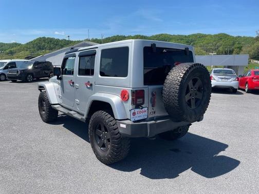 2012 Jeep Wrangler Unlimited Sahara