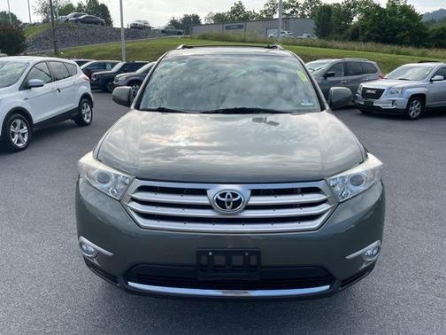 2013 Toyota Highlander SE