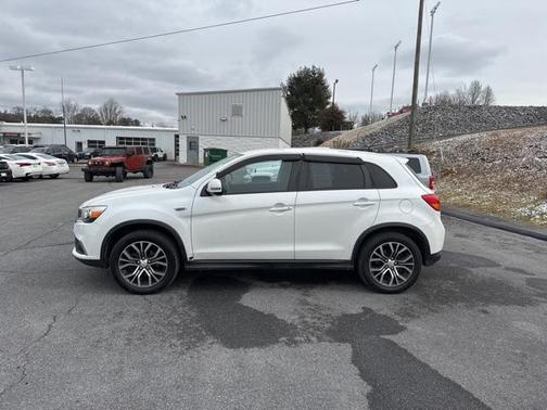 2016 Mitsubishi Outlander Sport 2.4 SE