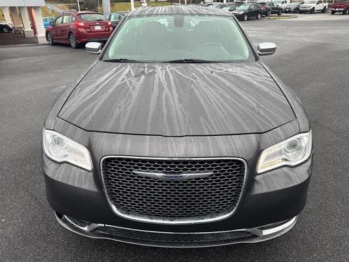 2019 Chrysler 300 Limited