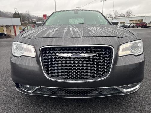 2019 Chrysler 300 Limited