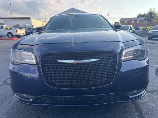 2017 Chrysler 300 S
