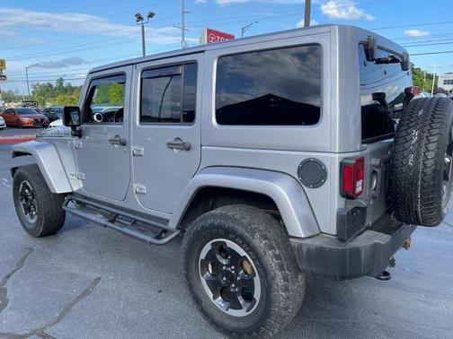 2014 Jeep Wrangler Unlimited Polar Edition
