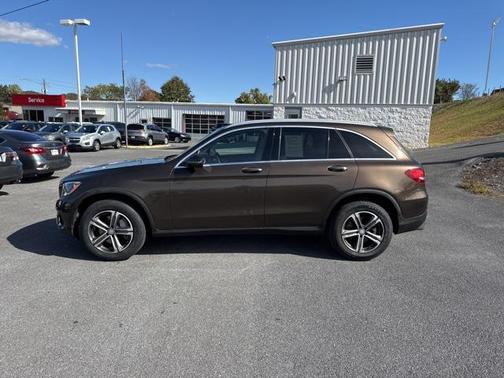 2017 Mercedes-Benz GLC 300 4MATIC