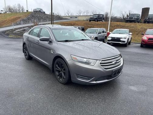 2013 Ford Taurus SEL
