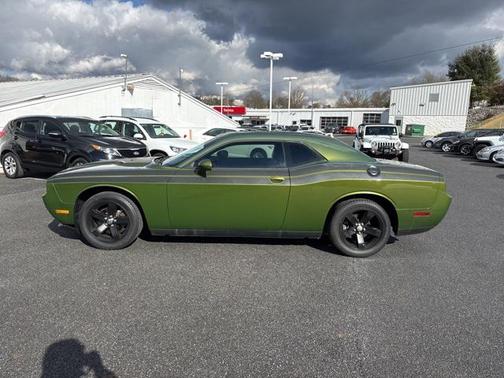 2012 Dodge Challenger SXT