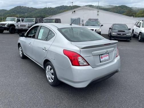 2019 Nissan Versa 1.6 SV