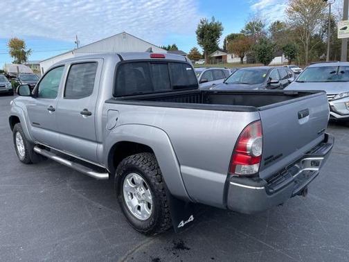 2015 Toyota Tacoma Base