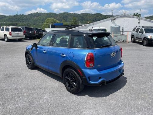 2012 MINI Cooper S Countryman Base