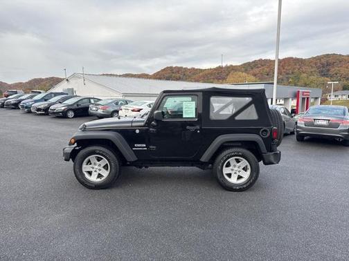 2017 Jeep Wrangler Sport