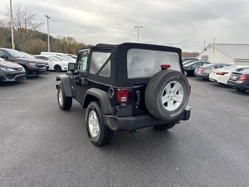 2017 Jeep Wrangler Sport