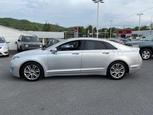 2016 Lincoln MKZ Base